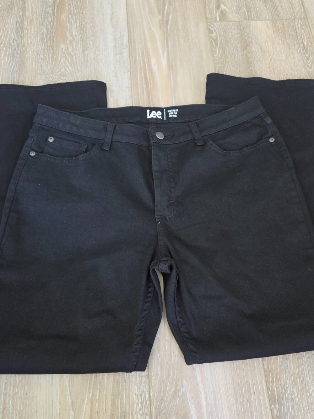 Lee Women's Mid Rise Bootcut Jeans - Black (Size 14P)